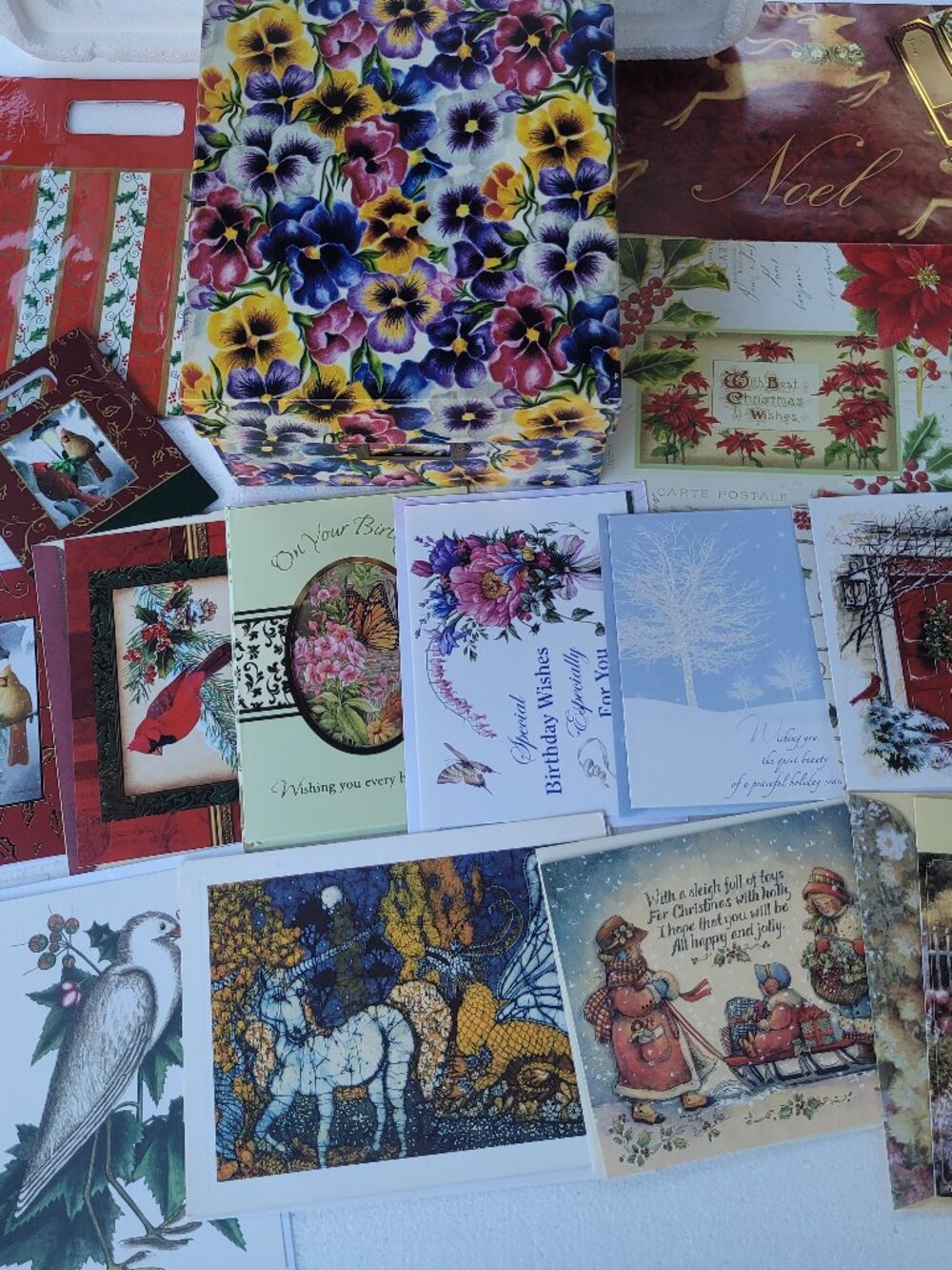 Deluxe Stationery Gift Box Set w/Dividers 47 Greeting Cards Wrapping Paper 1 Bag